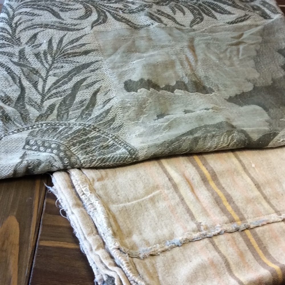 FINAL SALE PRICE 2 Piece Vintage Throw & Sham